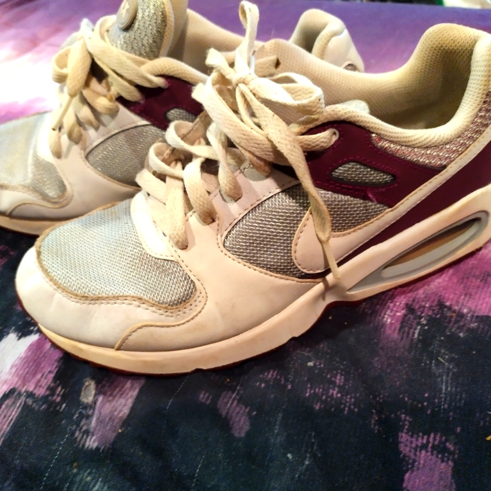 Women's NIKE AIRMAX SNEAKERS, black, silver and plum,  SIZE 8.5, $24